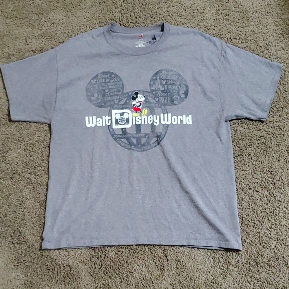 Vintage Disney World T shirt